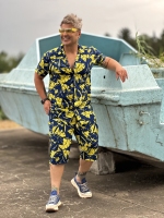 ست پیراهن و شلوارک هاوایی طرح برگ زرد سرمه ای